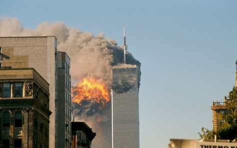 UA_Flight_175_hits_WTC_south_tower_9-11